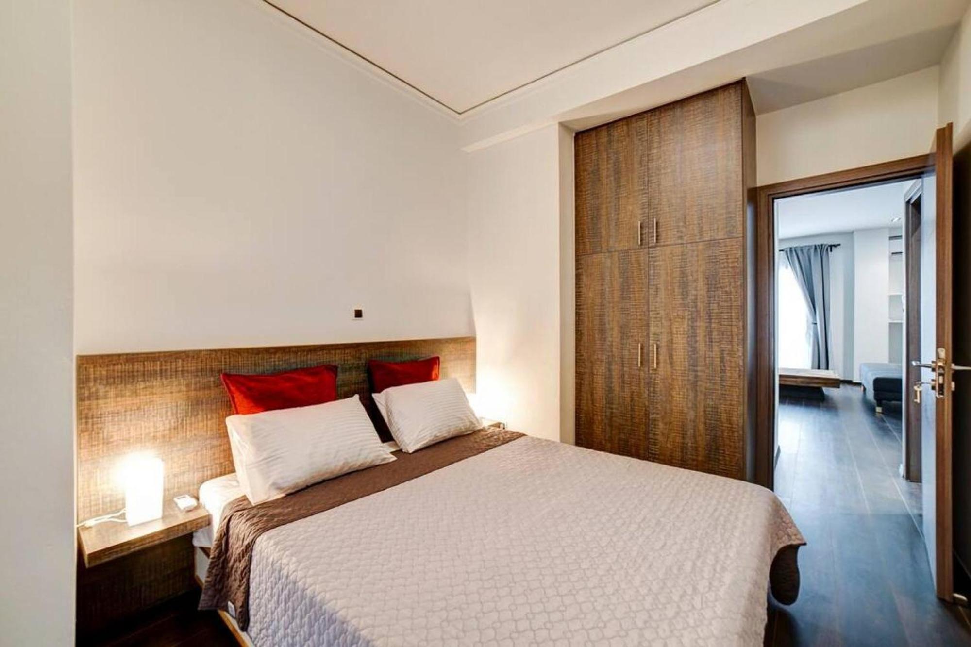 Classy And Stylish Apartment Next To Hilton Athens Luaran gambar