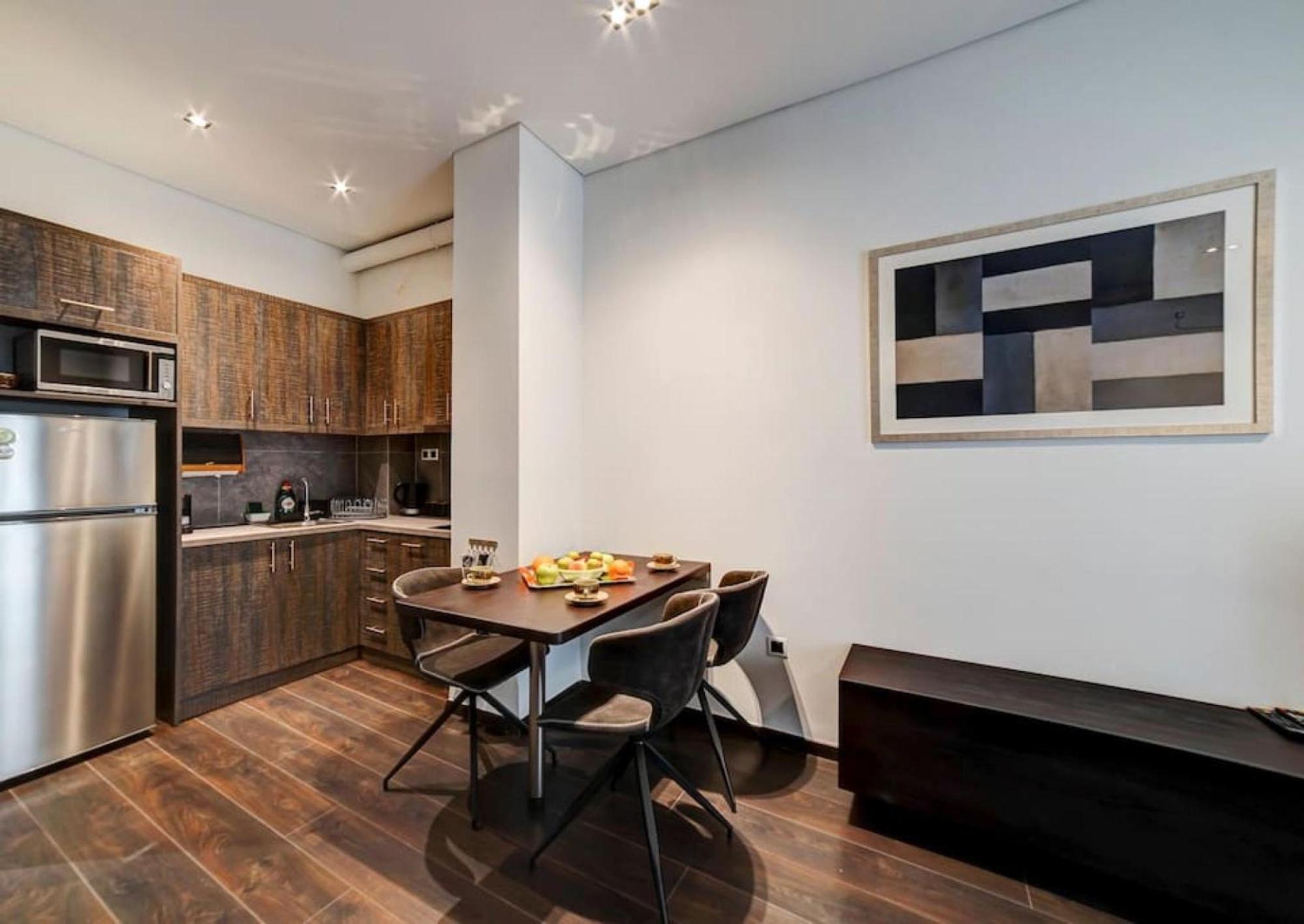 Classy And Stylish Apartment Next To Hilton Athens Luaran gambar